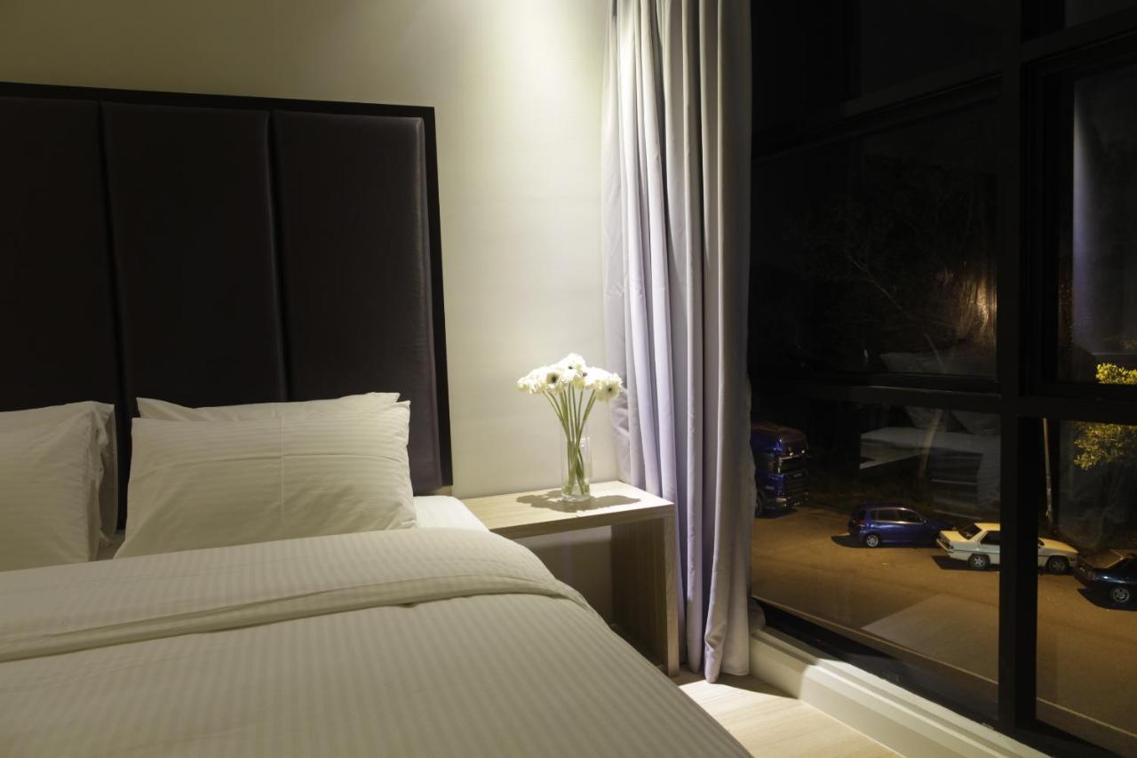 I am Jazz Hotel Johor Bahru Esterno foto