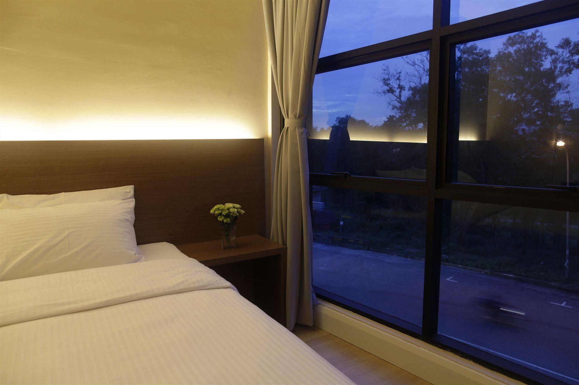 I am Jazz Hotel Johor Bahru Esterno foto